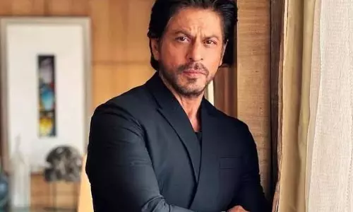 तो क्या इसलिए शाहरुख पहुंचे थे बनारस हवाई दौरे पर