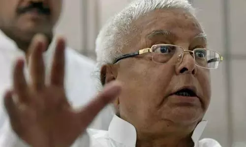 लालू प्रसाद यादव की बायोपिक बनेगी, प्रकाश झा करेंगे निर्देशन