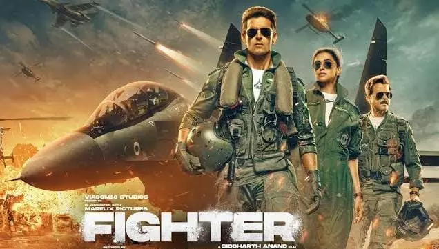 सिद्धार्थ आनंद की फाइटर का नया गाना हीर आसमानी रिलीज़, दिखी एयर फोर्स पायलटों के जीवन की झलक सिद्धार्थ आनंद की फाइटर का नया गाना हीर आसमानी रिलीज़, दिखी एयर फोर्स पायलटों के जीवन की झलक
