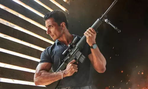 सोनू सूद ने खुलासा किया फ़िल्म फतेह साइबर क्राइम विक्टिम्स के लिए एक ट्रिब्यूट है!