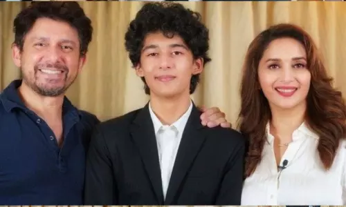 माधुरी दीक्षित ने बेटे अरिन को जन्मदिन पर प्यारा वीडियो शेयर किया