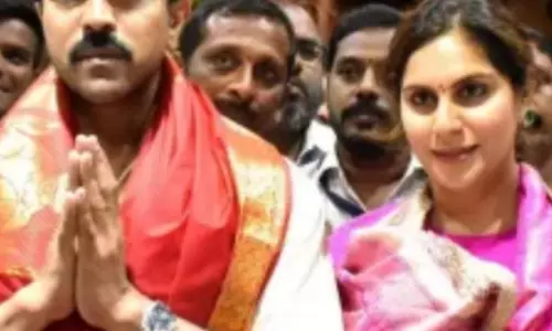 राम चरण ने तिरुपति बालाजी के दर्शन कर मनाया जन्मदिन, परिवार भी रहा साथ