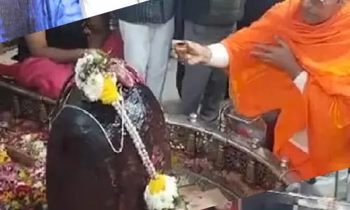 वॉर 2 की रिलीज से पहले आशुतोष राणा ने महाकाल के दर्शन किए, भस्म आरती में हुए शामिल