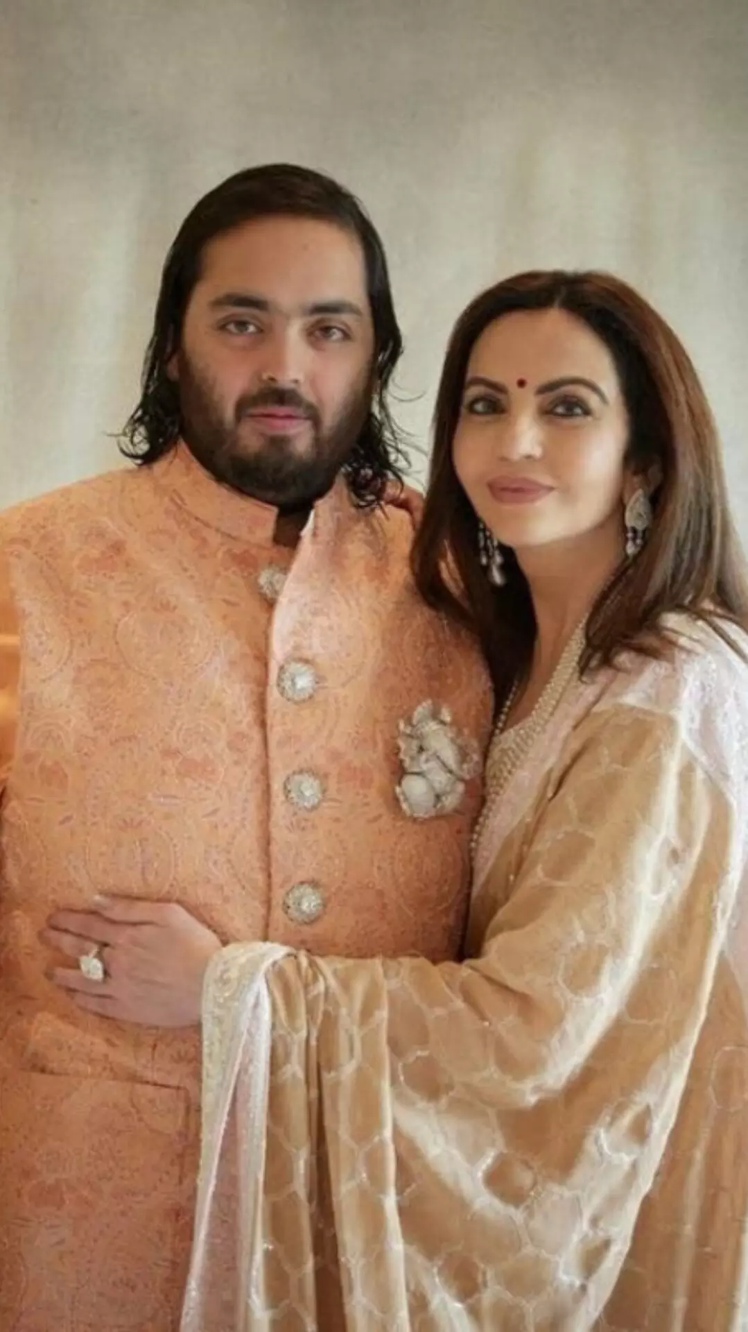 अनंत अंबानी के जन्मदिन की धूम, जामनगर में जुटेंगे बॉलीवुड के सितारे अनंत अंबानी के जन्मदिन की धूम, जामनगर में जुटेंगे बॉलीवुड के सितारे