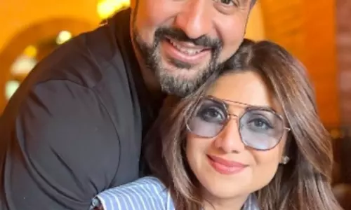 मनी लॉन्ड्रिंग केस में शिल्पा शेट्टी के घर पर ईडी का छापा, 98 करोड़ की संपत्ति जब्त