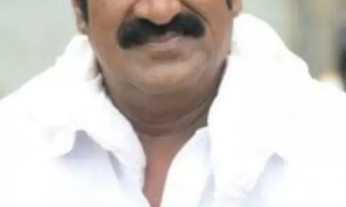 तेलंगाना में फिल्म अभिनेता रघु बाबू की कार से टकराकर BRS नेता की मौत, ड्राइवर गिरफ्तार