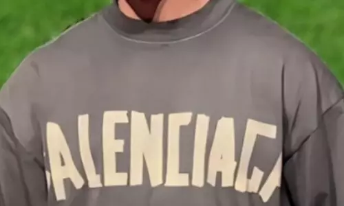 राजकुमार राव ने वायरल फोटो पर दी सफाई, कहा- मैं उस तस्वीर में नहीं हूं, ये फर्जी है