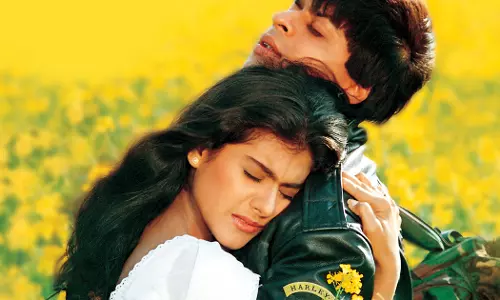 डीडीएलजे के गाने तुझे देखा तो को बीबीसी ने यू.के. का पसंदीदा 90 के दशक का बॉलीवुड गाना चुना!