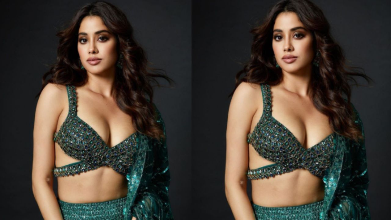 पाइन ग्रीन आउटफिट में हॉट दिखीं Janhvi Kapoor, एक्ट्रेस की बोल्डनेस ने छुड़ा दिया यूजर्स के पसीने पाइन ग्रीन आउटफिट में हॉट दिखीं Janhvi Kapoor, एक्ट्रेस की बोल्डनेस ने छुड़ा दिया यूजर्स के पसीने