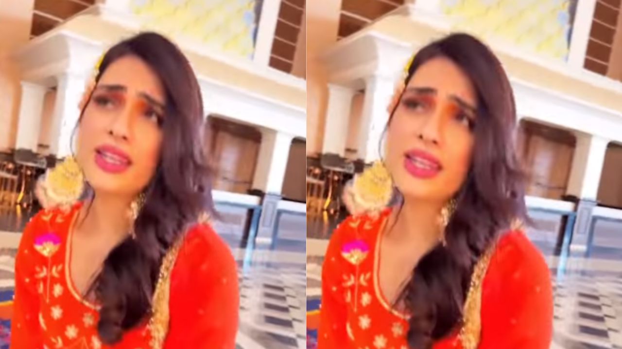 Neha Malik Video: Neha Malik ने मांगा दिवाली का तोहफा, सुनकर हैरान रह जाएंगे आप Neha Malik Video: Neha Malik ने मांगा दिवाली का तोहफा, सुनकर हैरान रह जाएंगे आप