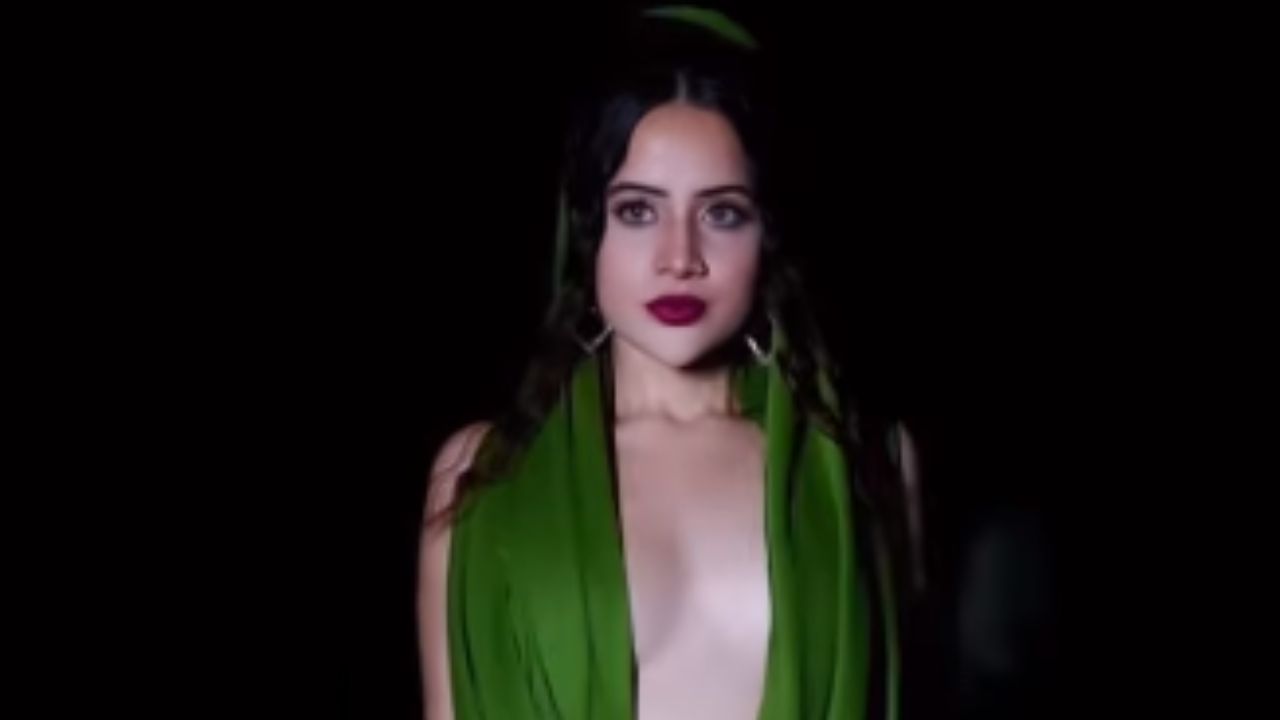 Urfi Javed: Sofia Hayat ने Urfi Javed के अनोखे अंदाज पर दिया रिएक्ट और कहा, क्या यह पैसे के लिए काम करता है? Urfi Javed: Sofia Hayat ने Urfi Javed के अनोखे अंदाज पर दिया रिएक्ट और कहा, क्या यह पैसे के लिए काम करता है?