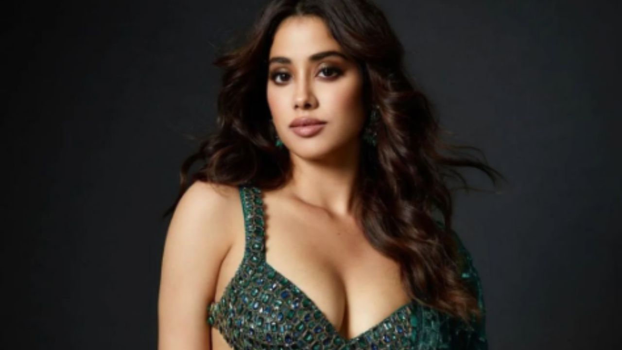 Janhvi Kapoor ने मुंबई में 65 लाख में खरीदा आलीशान अपार्टमेंट, ये है सारी डिटेल्स Janhvi Kapoor ने मुंबई में 65 लाख में खरीदा आलीशान अपार्टमेंट, ये है सारी डिटेल्स