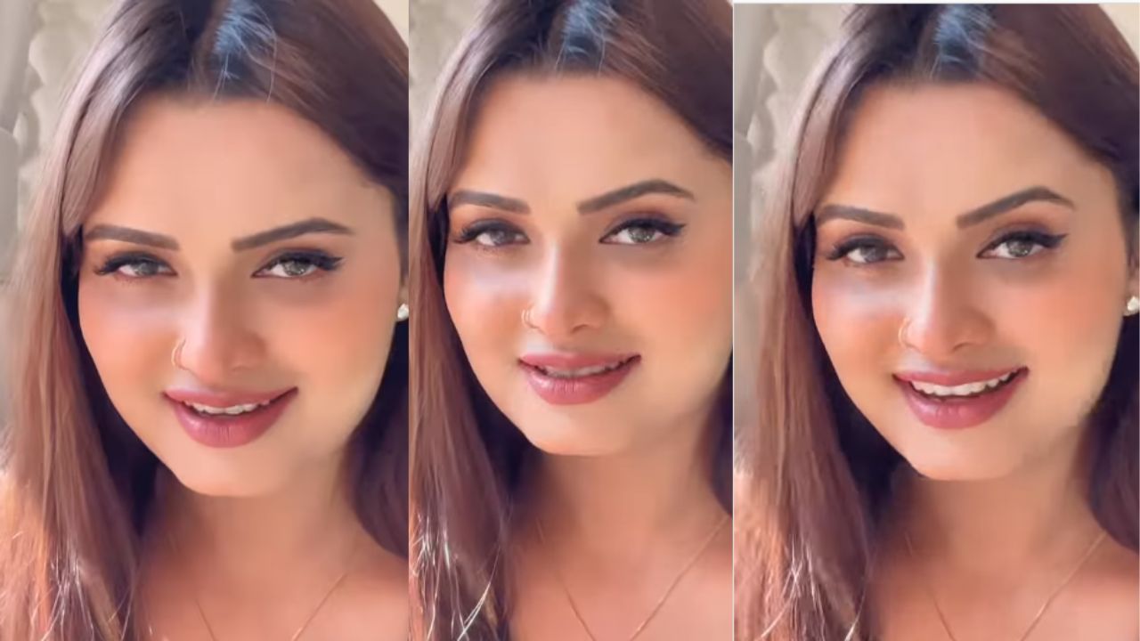 Neelam Giri Video: नीलम गिरी ने इस वीडियो को शेयर कर फैंस की धड़कनें बढ़ा दी हैं। Neelam Giri Video: नीलम गिरी ने इस वीडियो को शेयर कर फैंस की धड़कनें बढ़ा दी हैं।