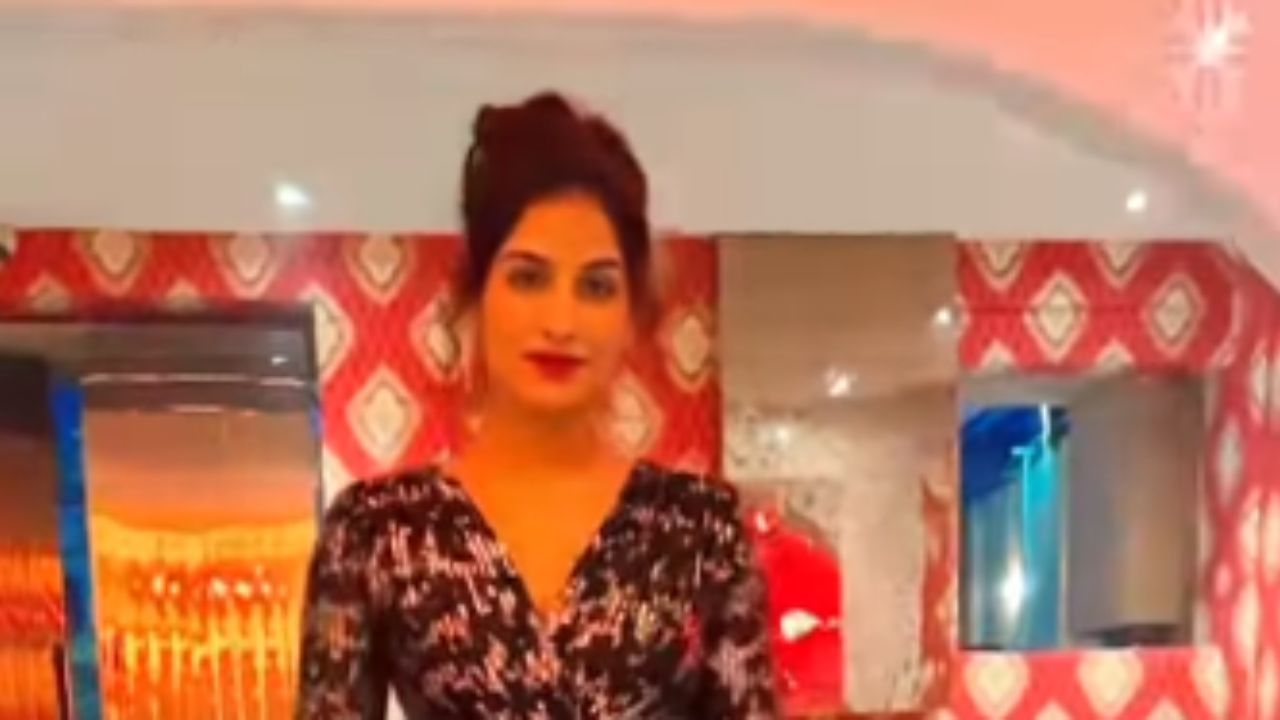 Poonam Dubey Video: Poonam Dubey के बढ़ते युवाओं ने फैंस को किया झुका, इस वीडियो ने इंटरनेट की दुनिया में तहलका मचा दिया है। Poonam Dubey Video: Poonam Dubey के बढ़ते युवाओं ने फैंस को किया झुका, इस वीडियो ने इंटरनेट की दुनिया में तहलका मचा दिया है।