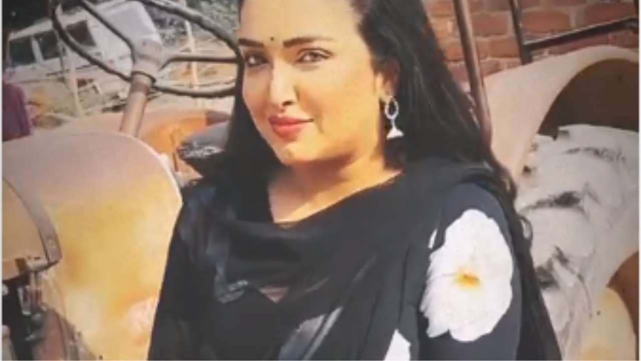 Amrapali Dubey Video: राजा जी का मूड बदला, आम्रपाली दुबे बोलीं- लज लगे ला Amrapali Dubey Video: राजा जी का मूड बदला, आम्रपाली दुबे बोलीं- लज लगे ला