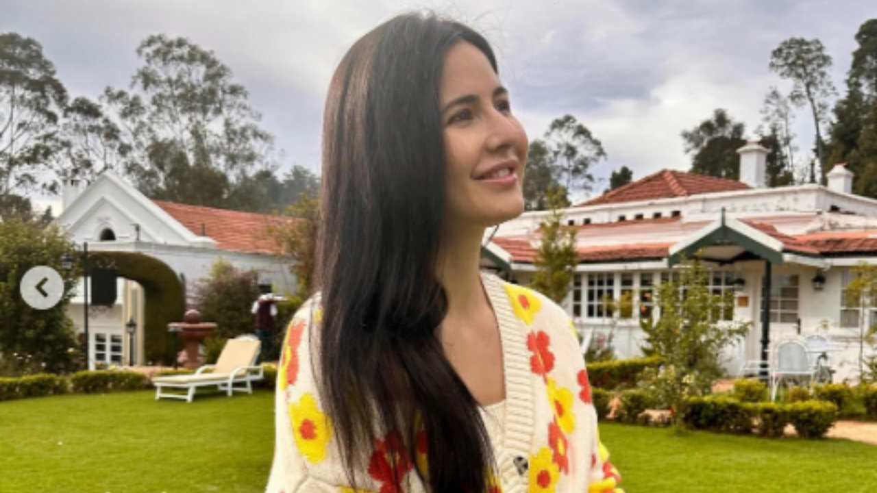 Katrina Kaifs wedding anniversary: Vicky Kaushal की पत्नी Katrina बनीं फोटोग्राफर, पहली शादी की सालगिरह खास Katrina Kaifs wedding anniversary: Vicky Kaushal की पत्नी Katrina बनीं फोटोग्राफर, पहली शादी की सालगिरह खास