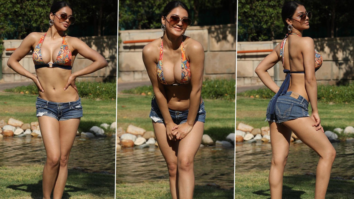 Namrita Malla Sexy Video: एक्ट्रेस Namrita Malla ने बिकनी पहन फ्लॉन्ट किया सेक्सी फिगर, एक्ट्रेस की बोल्डनेस ने यूजर्स का छुड़ाया पसीना Namrita Malla Sexy Video: एक्ट्रेस Namrita Malla ने बिकनी पहन फ्लॉन्ट किया सेक्सी फिगर, एक्ट्रेस की बोल्डनेस ने यूजर्स का छुड़ाया पसीना